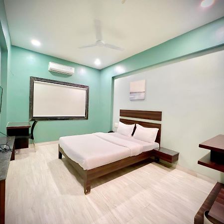 Hotel Rahul Regency, Aurangabad Bagian luar foto
