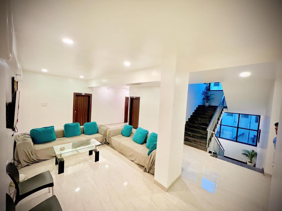 Hotel Rahul Regency, Aurangabad Bagian luar foto