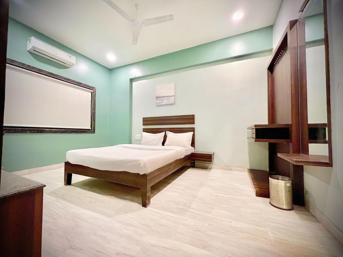 Hotel Rahul Regency, Aurangabad Bagian luar foto